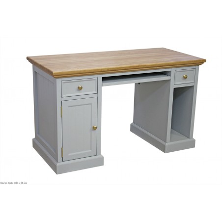 Rustykalne biurko z drewna